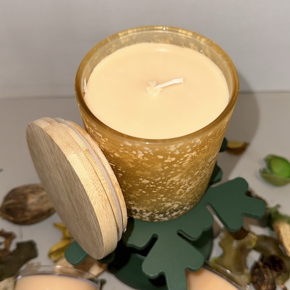 SANDALWOOD SEA SALT, SCENT UNLEASHED LUXURY SCENTED CANDLES - Picture 2 of 2